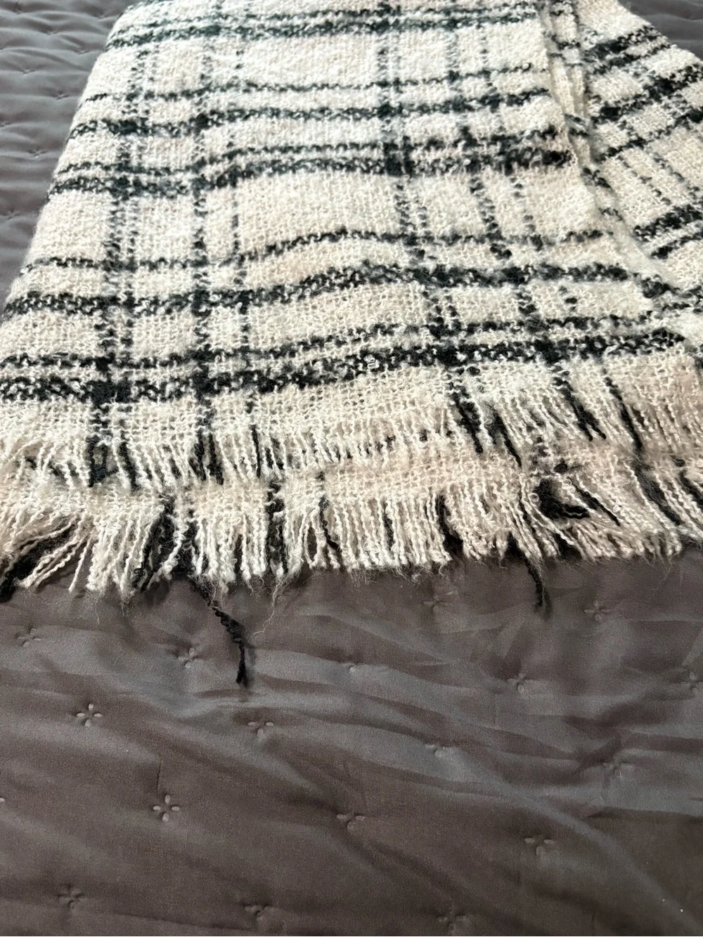 Apt. 9 Black & Cream Plaid Oversized Blanket Scarf Wrap Fringe
